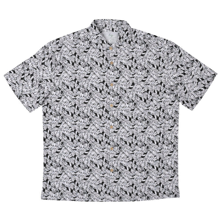 Men’s Short Sleeve Bamboo Shirt – Blaxland, crafted from organically grown bamboo with a loose fit, chest pocket, and coconut-shell look buttons.