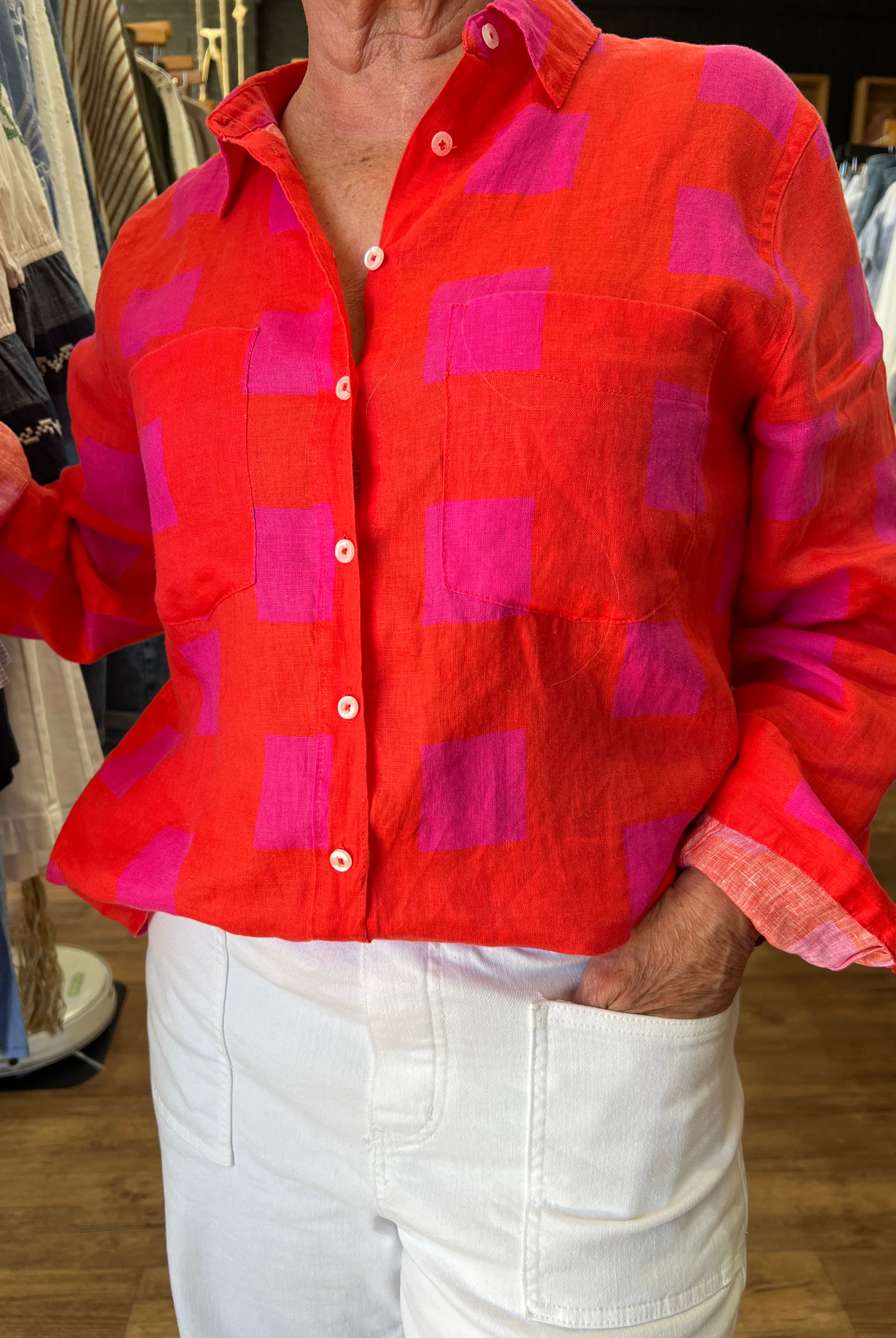 HUT Boyfriend Linen Shirt in a relaxed fit, featuring two chest pockets, tab sleeves and a scoop hem.