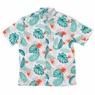Men’s short sleeve bamboo shirt with chest pocket and coconut-shell look buttons, made from bamboo fiber and cotton blend. Loose, comfortable fit.