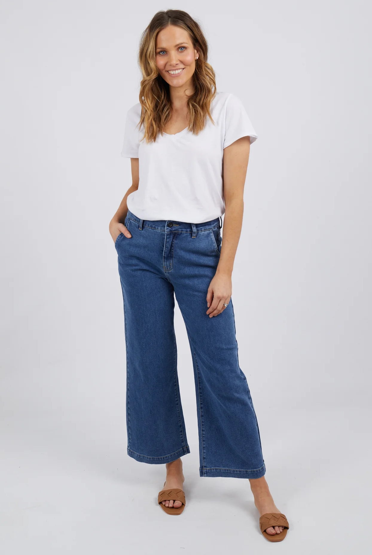 The Dark Blue Wash Izzy Wide Leg Jean by Elm is currently available at Rawspice Boutique.