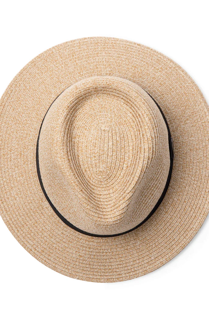 “Pana-Mate Flexibraid® fedora hat in a natural straw tone, featuring a structured pinched crown and a smooth, medium-width brim.”