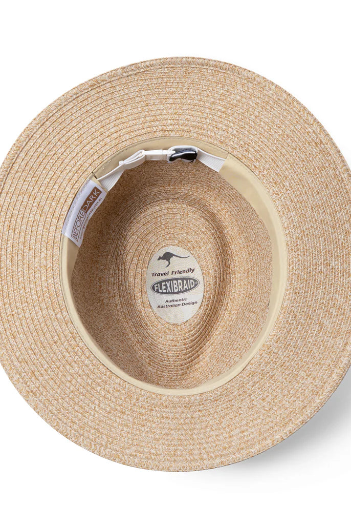 “Pana-Mate Flexibraid® fedora hat in a natural straw tone, featuring a structured pinched crown and a smooth, medium-width brim.”