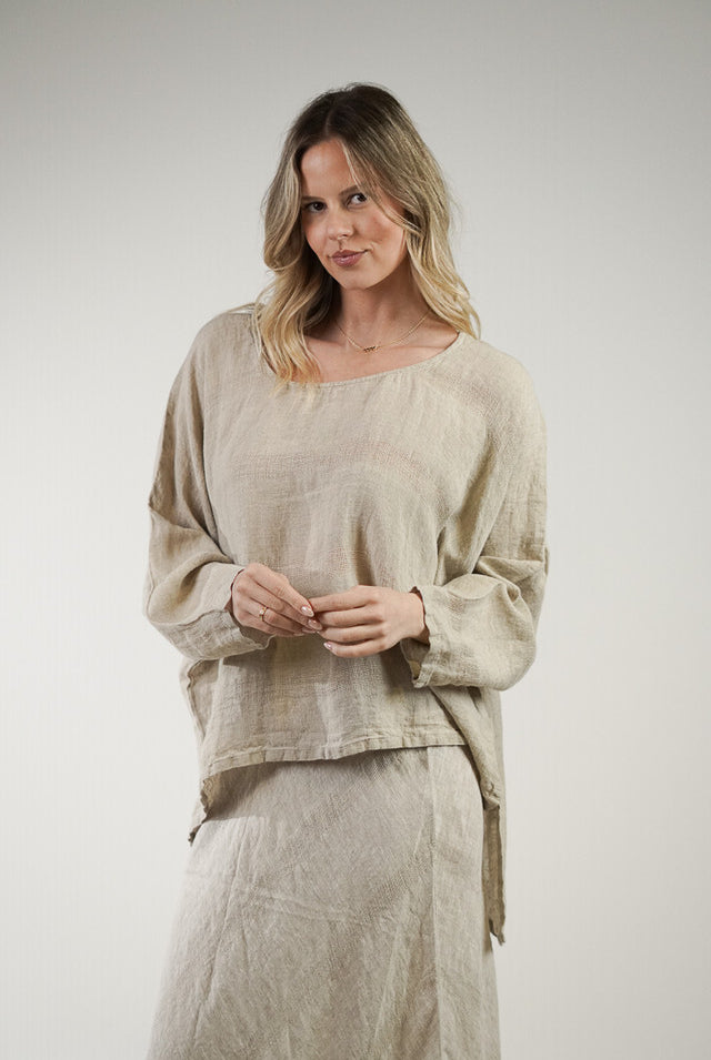 Rustic linen Valentina top in natural combo with a relaxed fit and soft, breathable neutral fabric.