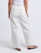 Alyssa Front Pocket Jeans in Vintage White with an ankle-length fit, front pockets and elasticated back waistband.