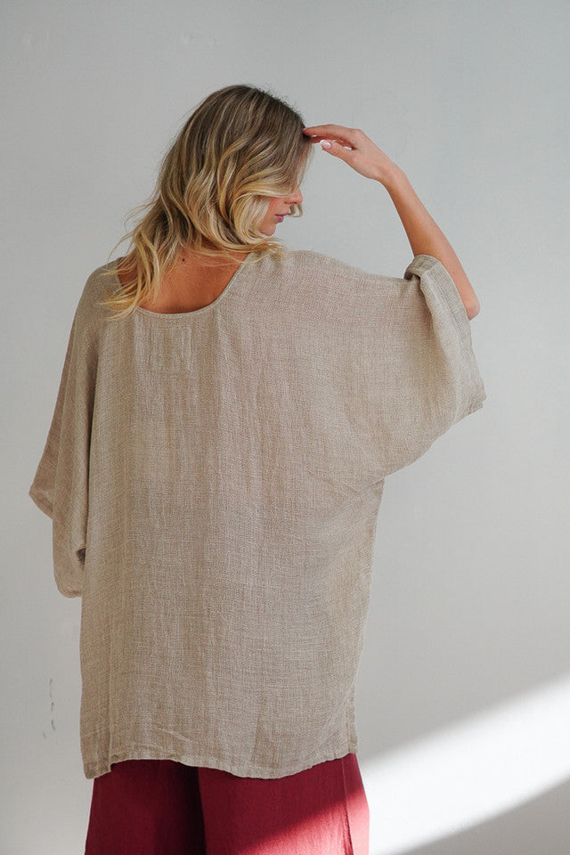 Natural Carlotta mesh linen top with wide sleeves, relaxed fit and lightweight breathable texture.
