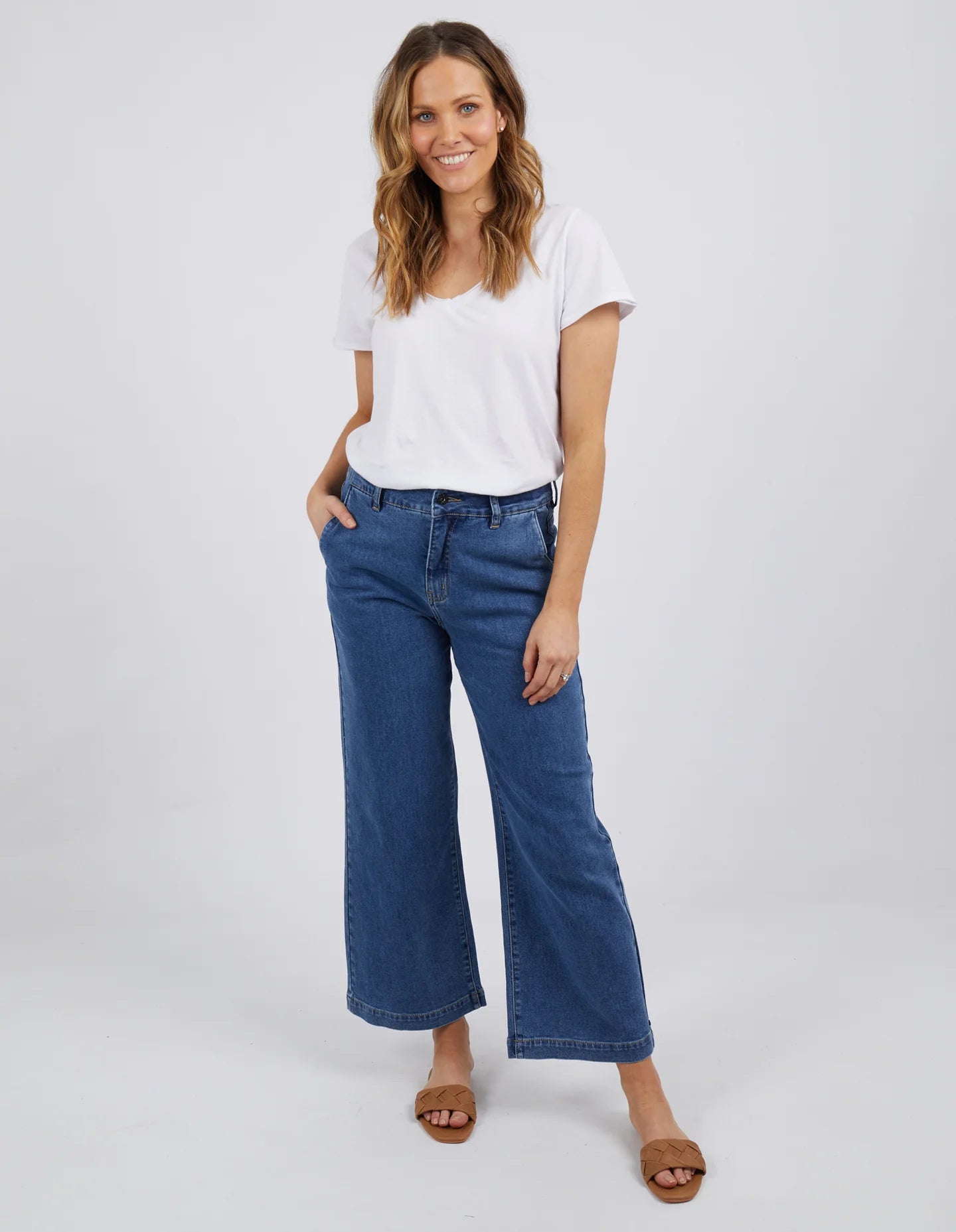 The Dark Blue Wash Izzy Wide Leg Jean by Elm is currently available at Rawspice Boutique.