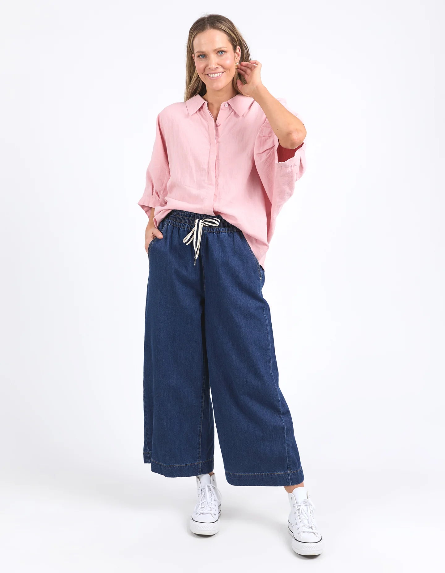 Pink blush oversized linen-viscose shirt with a full button front, collar, and cuffed 3/4 balloon sleeves for a relaxed yet stylish look.