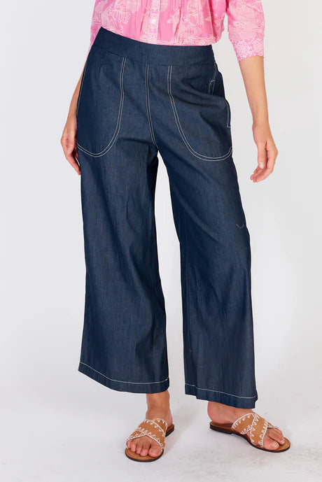 Wide-leg denim palazzo pants with a flat front waistband, elasticated back, and side pockets, offering a relaxed and stylish fit.
